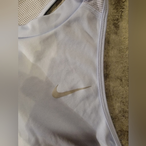 Nike Running Dri Fit RazorBack - Picture 2 of 5